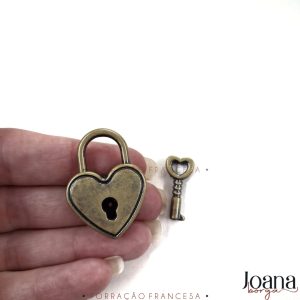 CADEADO CORAÇÃO - OURO VELHO