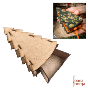 CAIXA COM GAVETA (PINHEIRO DE NATAL)